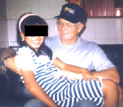 canadian.JPG (49193 bytes)