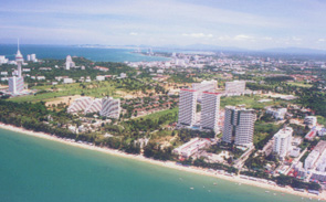 f12.JPG (34808 bytes)