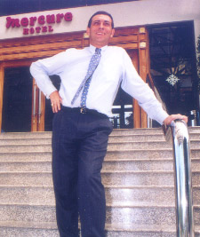 sus.JPG (32079 bytes)