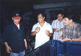 x5.JPG (35419 bytes)