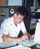 s12.JPG (20439 bytes)