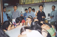 npolice.jpg (26246 bytes)