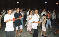 f3.jpg (16464 bytes)