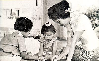 queen sirikit young