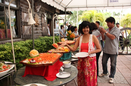 Pattaya Mail celebrates 20 years with staff party