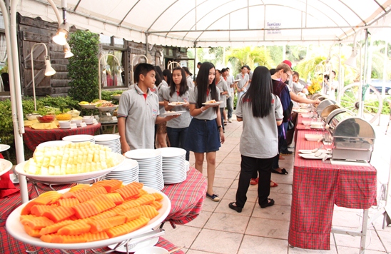 Pattaya Mail celebrates 20 years with staff party