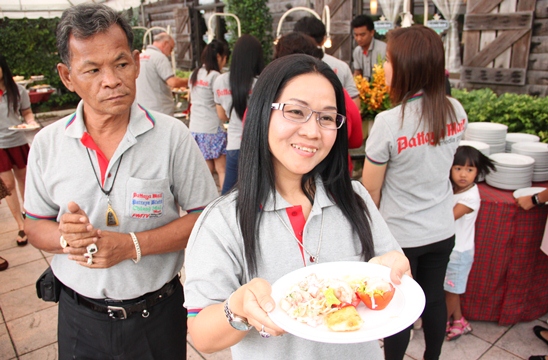 Pattaya Mail celebrates 20 years with staff party