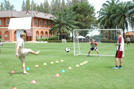 Jesters Fair at Regents is a hit in the sun and rain