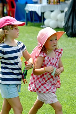 Jesters Fair at Regents is a hit in the sun and rain