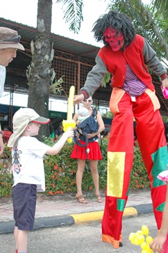 Jesters Fair at Regents is a hit in the sun and rain