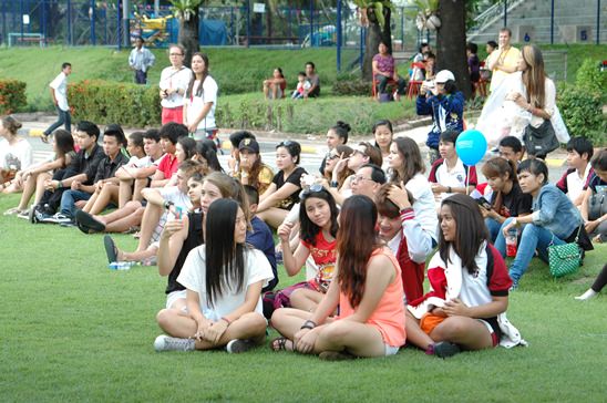 Jesters Fair at Regents is a hit in the sun and rain