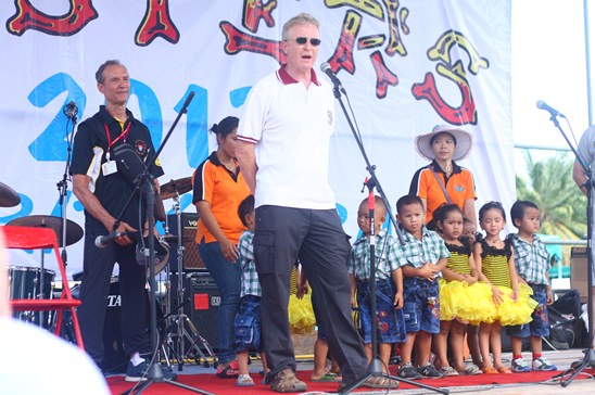 Jesters Fair at Regents is a hit in the sun and rain