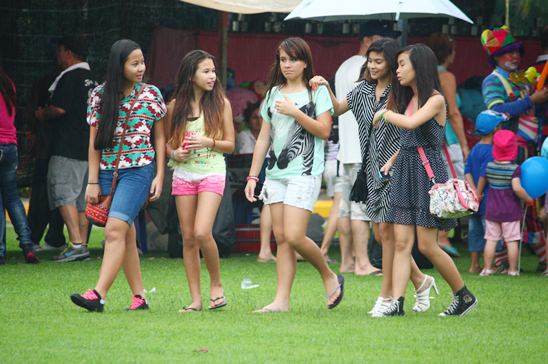 Jesters Fair at Regents is a hit in the sun and rain