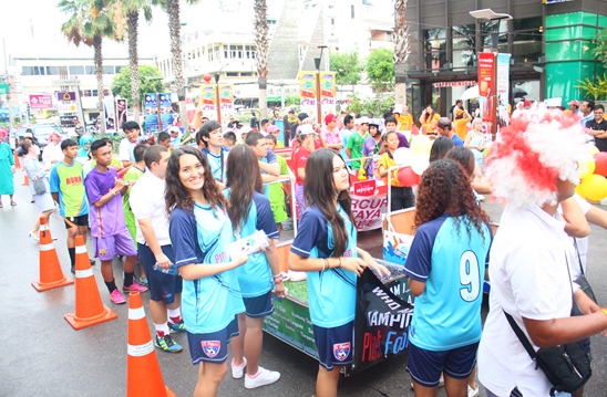 Souped-up beds dash down Beach Road