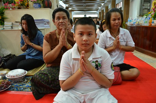 Asalha Buja Day & Buddhist Lent & Candles Parades in Pattaya 2014
