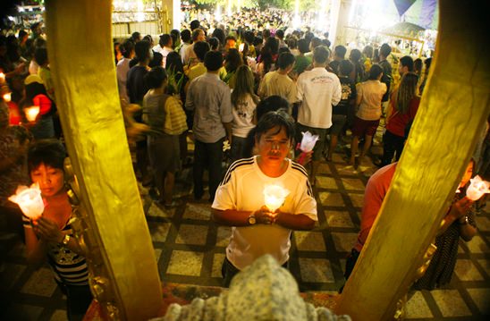 Asalha Buja Day & Buddhist Lent & Candles Parades in Pattaya 2014