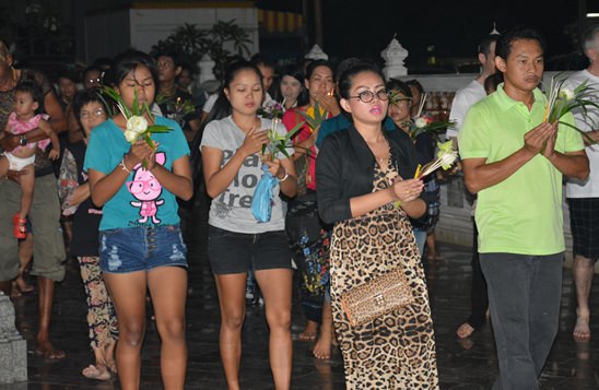 Asalha Buja Day & Buddhist Lent & Candles Parades in Pattaya 2014