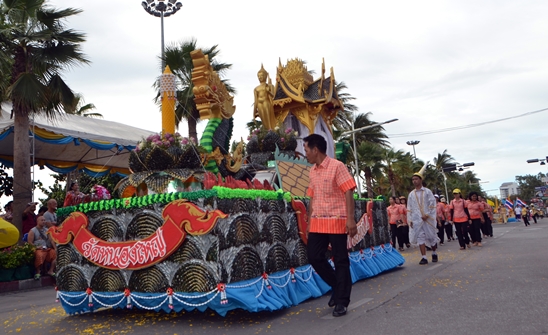 Asalha Buja Day & Buddhist Lent & Candles Parades in Pattaya 2014