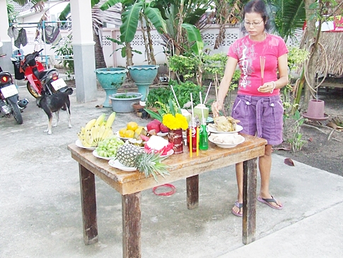 Dragons roam Pattaya as city marks start of Chinese New Year