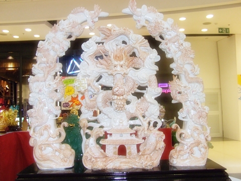 Dragons roam Pattaya as city marks start of Chinese New Year