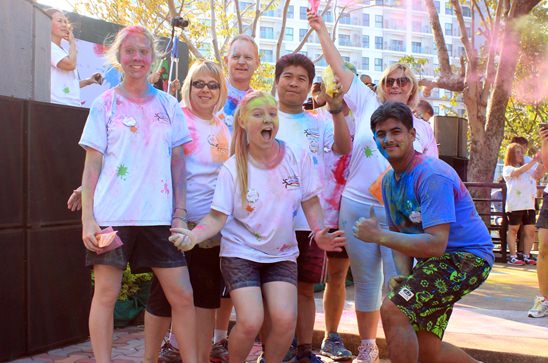 Pattaya�s First Ever Colour Run brings smiles and thumbs up from local community