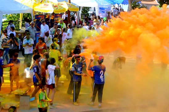 Pattaya�s First Ever Colour Run brings smiles and thumbs up from local community