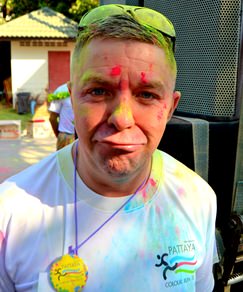 Pattaya�s First Ever Colour Run brings smiles and thumbs up from local community