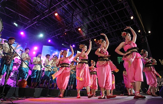 Pattaya Countdown 2014 kicks off Christmas night