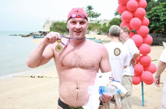 Rotary Charity Cross Bay Swim raises much needed funds for humanitarian projects