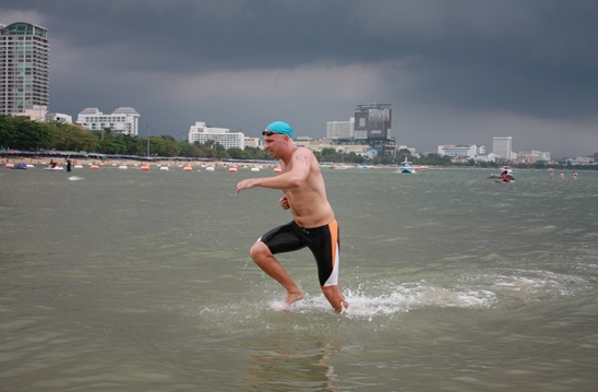 Rotary Charity Cross Bay Swim raises much needed funds for humanitarian projects