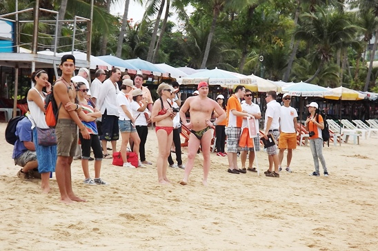 Rotary Charity Cross Bay Swim raises much needed funds for humanitarian projects
