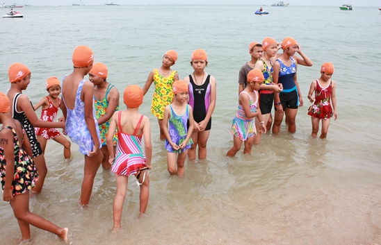 Rotary Charity Cross Bay Swim raises much needed funds for humanitarian projects