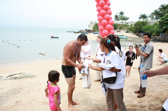 Rotary Charity Cross Bay Swim raises much needed funds for humanitarian projects
