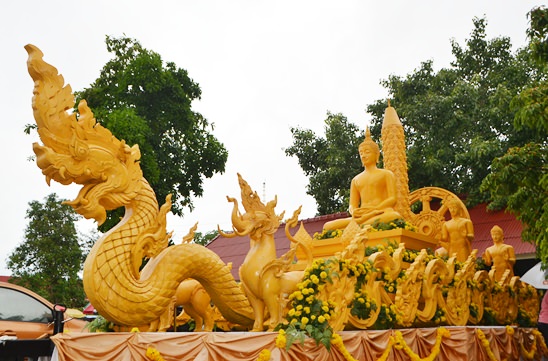Prayers and merit making mark end of Buddhist Lent