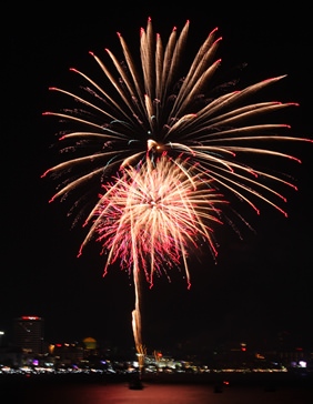 Pattaya International Fireworks Competition 2013