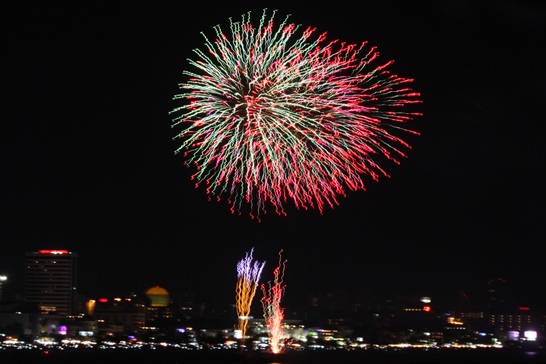 Pattaya International Fireworks Competition 2013