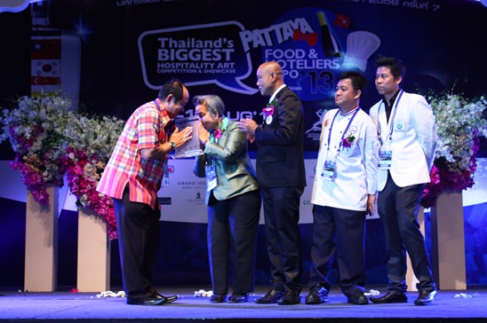 Hong Kong wins Culinary Cup at Pattaya Food & Hoteliers Expo 2013