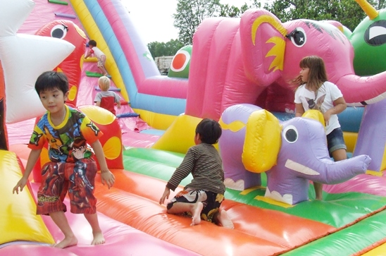 Jesters Fair 2011: Shining in the Rain