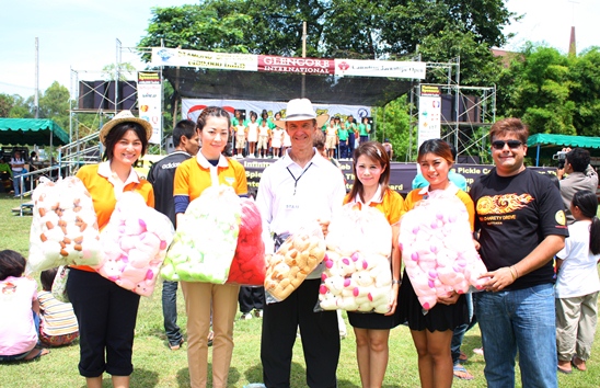 Jesters Fair is a Big Hit in the Sun