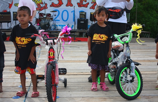 Jesters Fair is a Big Hit in the Sun