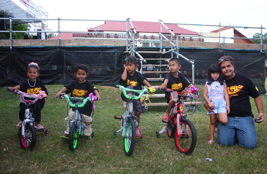 Jesters Fair is a Big Hit in the Sun