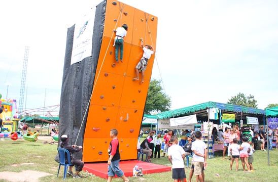 Jesters Fair is a Big Hit in the Sun