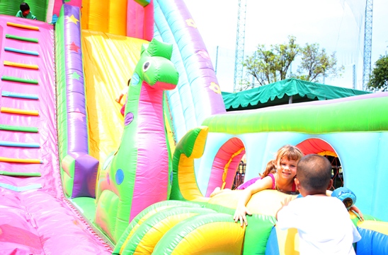 Jesters Fair is a Big Hit in the Sun