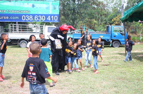 Jesters Fair is a Big Hit in the Sun