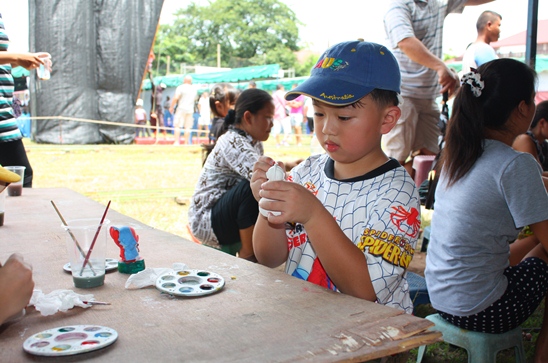 Jesters� Fair is a Big Hit in the Sun