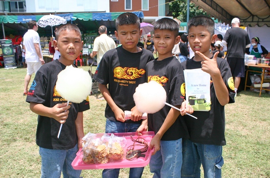 Jesters Fair is a Big Hit in the Sun