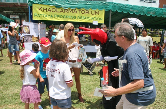 Jesters Fair is a Big Hit in the Sun