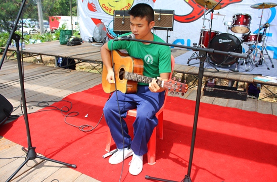 Jesters Fair is a Big Hit in the Sun