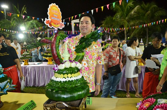 Loy Krathong Festival 2014