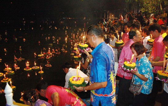 Loy Krathong Festival 2013